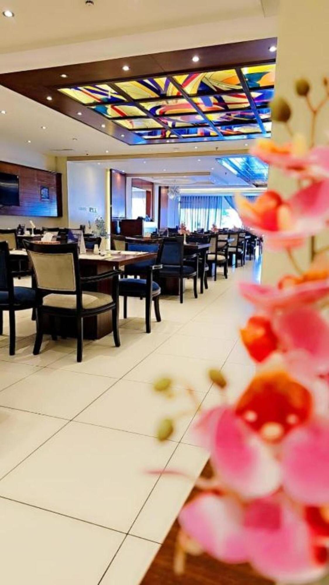Continent Sumou Hotel Khobar Exterior foto